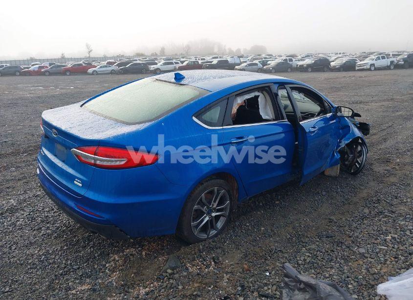Photo 4 of 2020 Ford Fusion SEL (VIN 3FA6P0CDXLR138580)