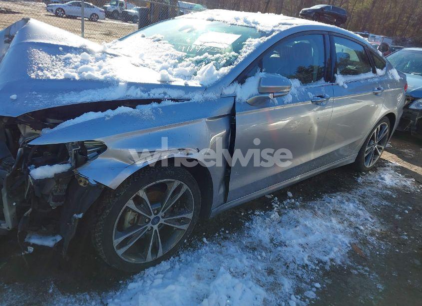 Photo 15 of 2020 Ford Fusion SEL (VIN 3FA6P0CDXLR174107)