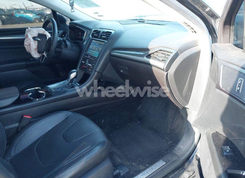 Photo 5 of 2016 Ford Fusion TITANIUM (VIN 3FA6P0D90GR206059)