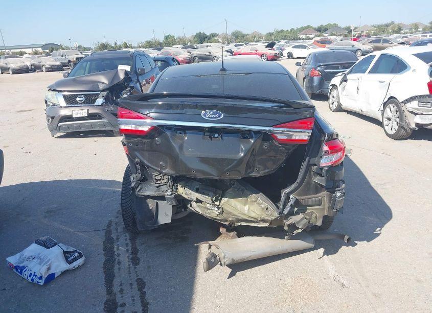 Photo 17 of 2017 Ford Fusion PLATINUM (VIN 3FA6P0D90HR290417)