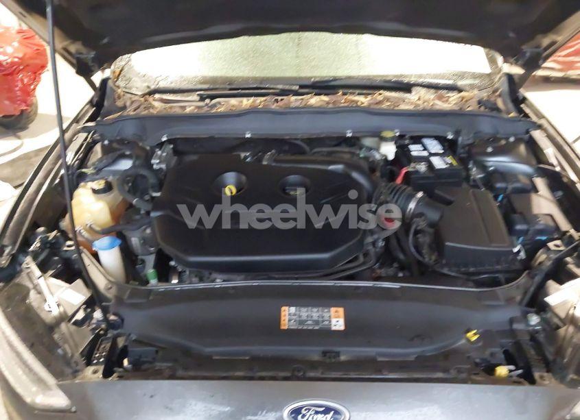 Photo 10 of 2018 Ford Fusion TITANIUM (VIN 3FA6P0D90JR131953)