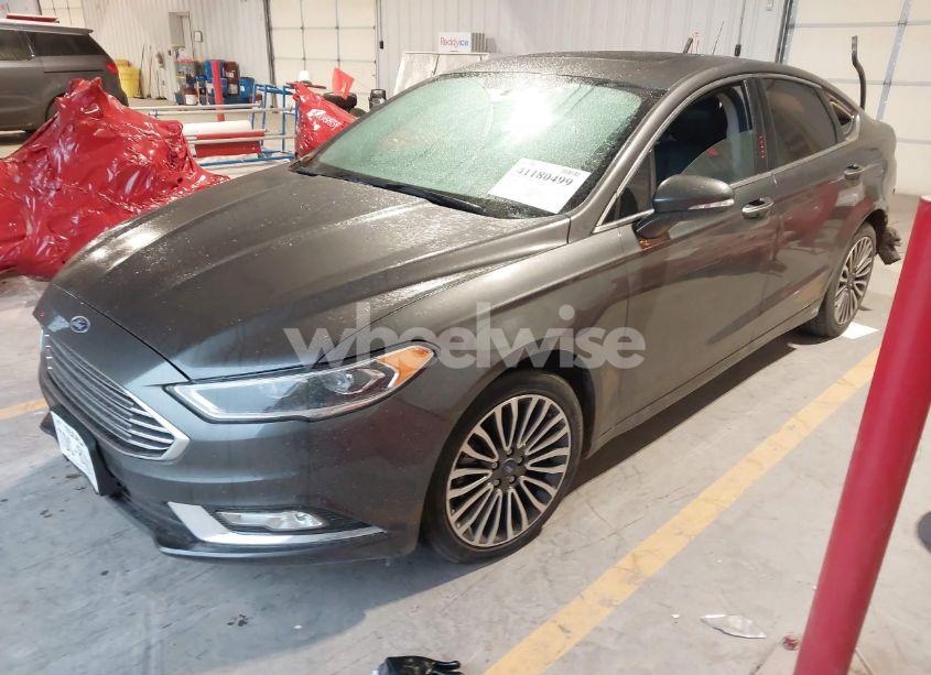 Photo 2 of 2018 Ford Fusion TITANIUM (VIN 3FA6P0D90JR131953)