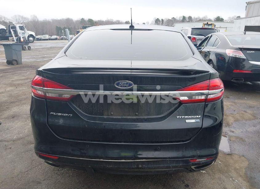 Photo 16 of 2018 Ford Fusion TITANIUM (VIN 3FA6P0D90JR205808)