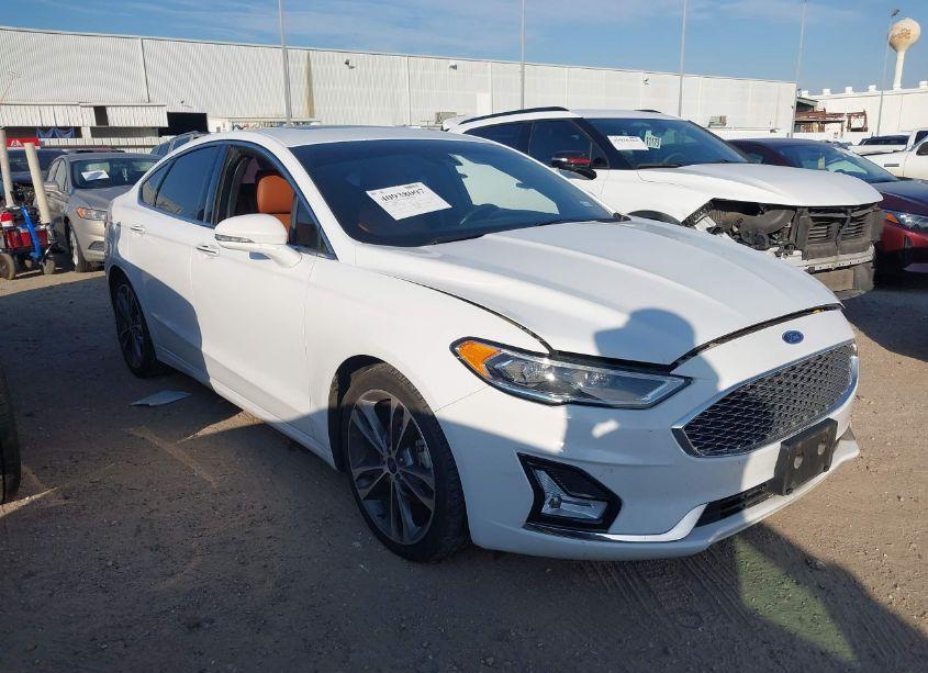 2019 Ford Fusion TITANIUM (VIN 3FA6P0D90KR221539) main photo