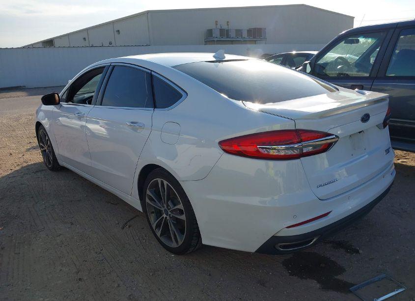 Photo 3 of 2019 Ford Fusion TITANIUM (VIN 3FA6P0D90KR221539)