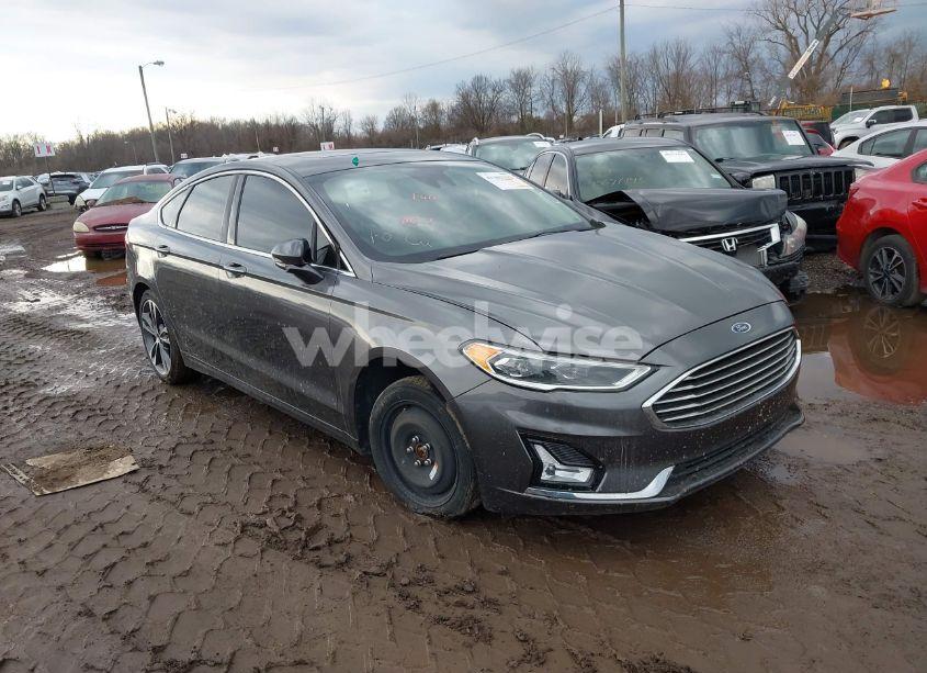 2020 Ford Fusion TITANIUM (VIN 3FA6P0D90LR116369) main photo