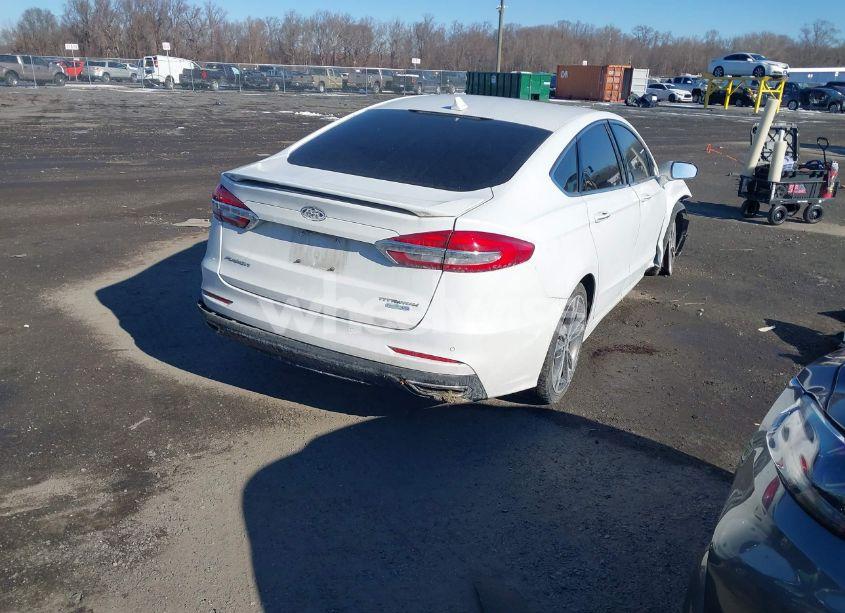 Photo 4 of 2020 Ford Fusion TITANIUM (VIN 3FA6P0D90LR203821)
