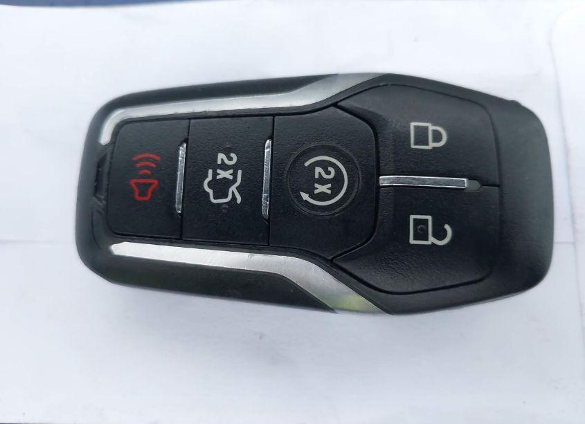 Photo 11 of 2014 Ford Fusion TITANIUM (VIN 3FA6P0D91ER186336)