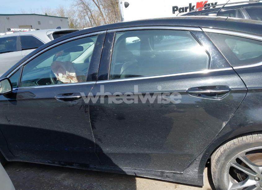 Photo 15 of 2015 Ford Fusion TITANIUM (VIN 3FA6P0D91FR277852)