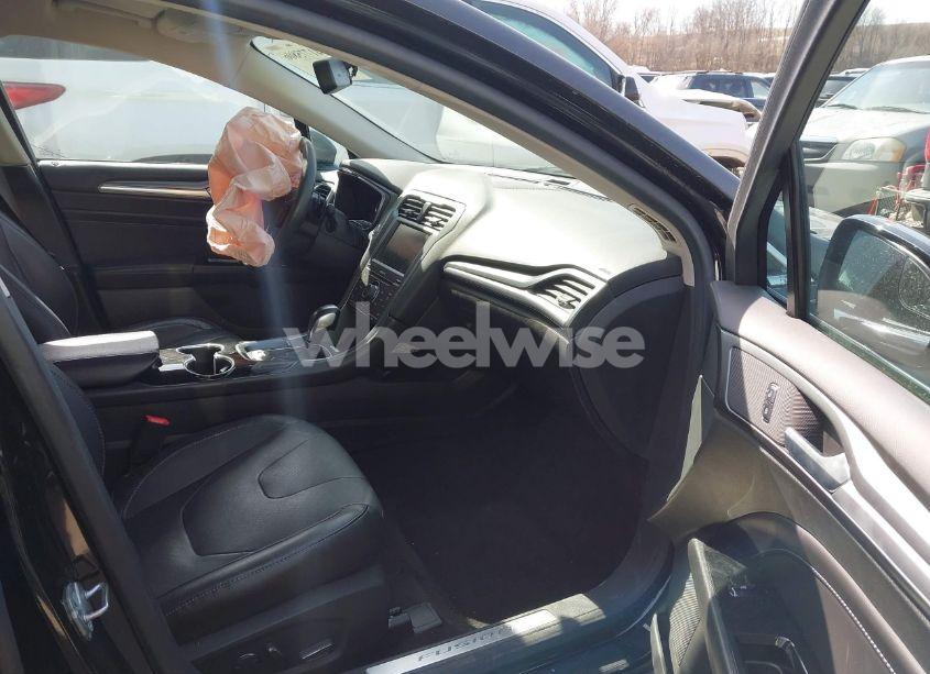 Photo 5 of 2015 Ford Fusion TITANIUM (VIN 3FA6P0D91FR277852)