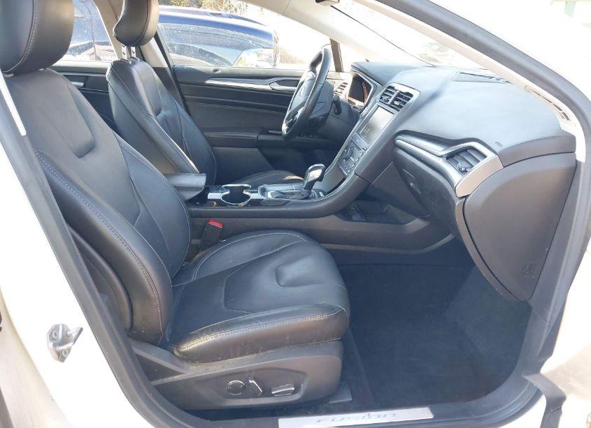 Photo 5 of 2016 Ford Fusion TITANIUM (VIN 3FA6P0D91GR242813)