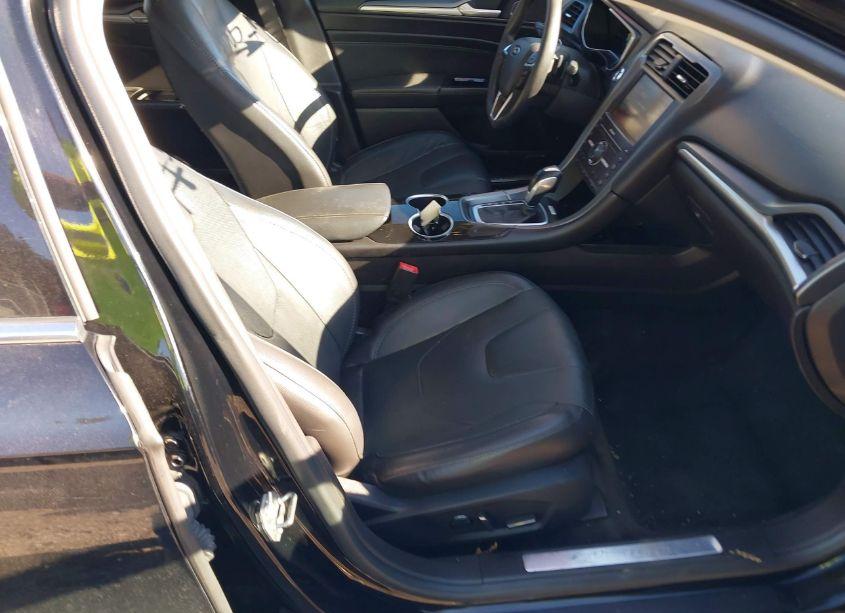 Photo 5 of 2016 Ford Fusion TITANIUM (VIN 3FA6P0D91GR373000)