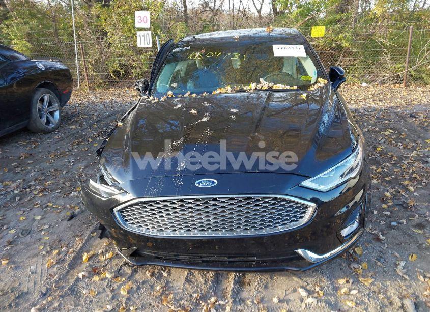 Photo 12 of 2019 Ford Fusion TITANIUM (VIN 3FA6P0D91KR119036)
