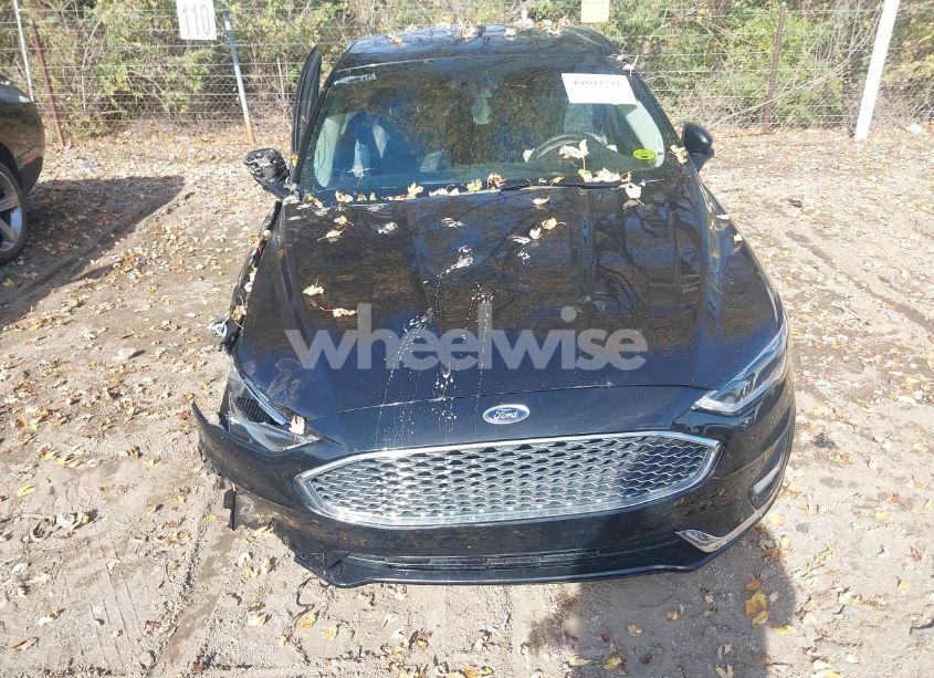 Photo 17 of 2019 Ford Fusion TITANIUM (VIN 3FA6P0D91KR119036)