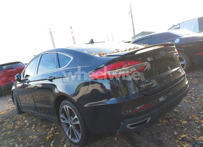 Photo 3 of 2019 Ford Fusion TITANIUM (VIN 3FA6P0D91KR119036)