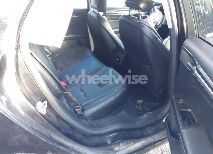 Photo 8 of 2019 Ford Fusion TITANIUM (VIN 3FA6P0D91KR119036)