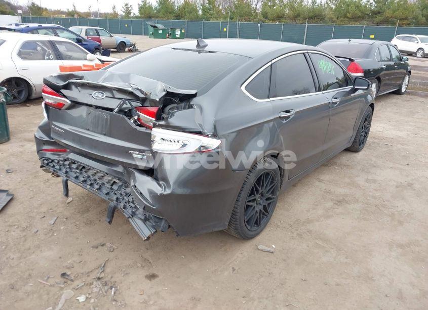 Photo 4 of 2019 Ford Fusion TITANIUM (VIN 3FA6P0D91KR143370)