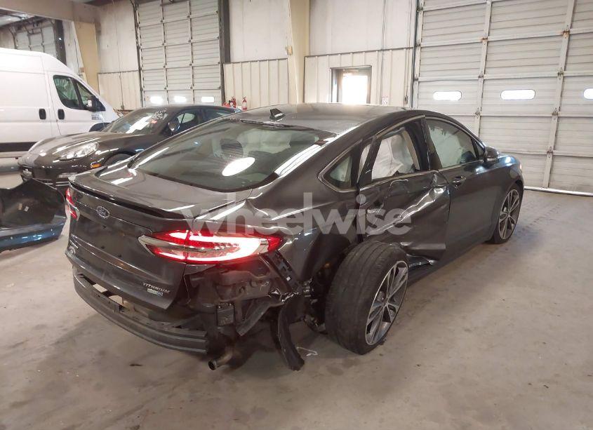 Photo 4 of 2020 Ford Fusion TITANIUM (VIN 3FA6P0D91LR193543)