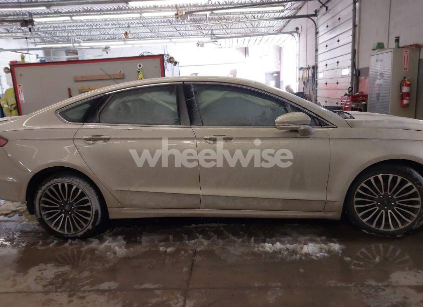 Photo 13 of 2018 Ford Fusion TITANIUM (VIN 3FA6P0D92JR187876)