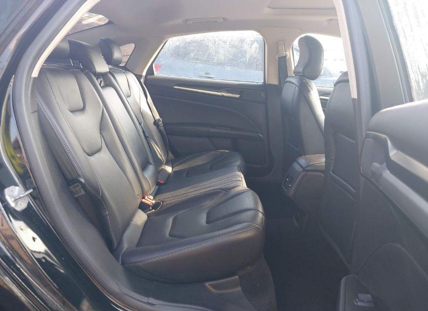 Photo 8 of 2018 Ford Fusion TITANIUM (VIN 3FA6P0D92JR219967)