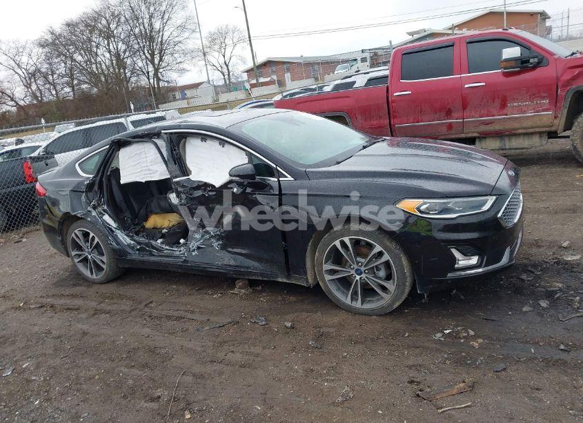 Photo 13 of 2019 Ford Fusion TITANIUM (VIN 3FA6P0D92KR184140)