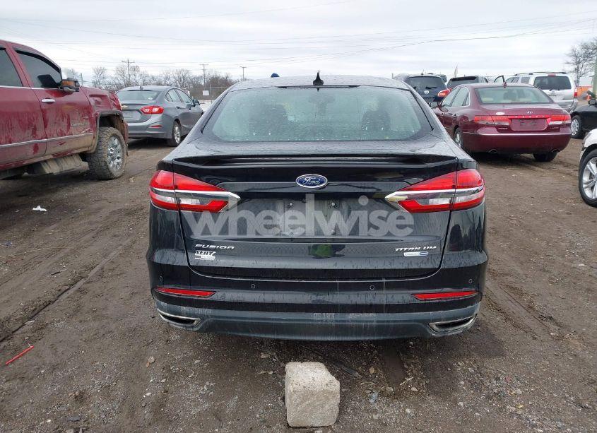 Photo 16 of 2019 Ford Fusion TITANIUM (VIN 3FA6P0D92KR184140)