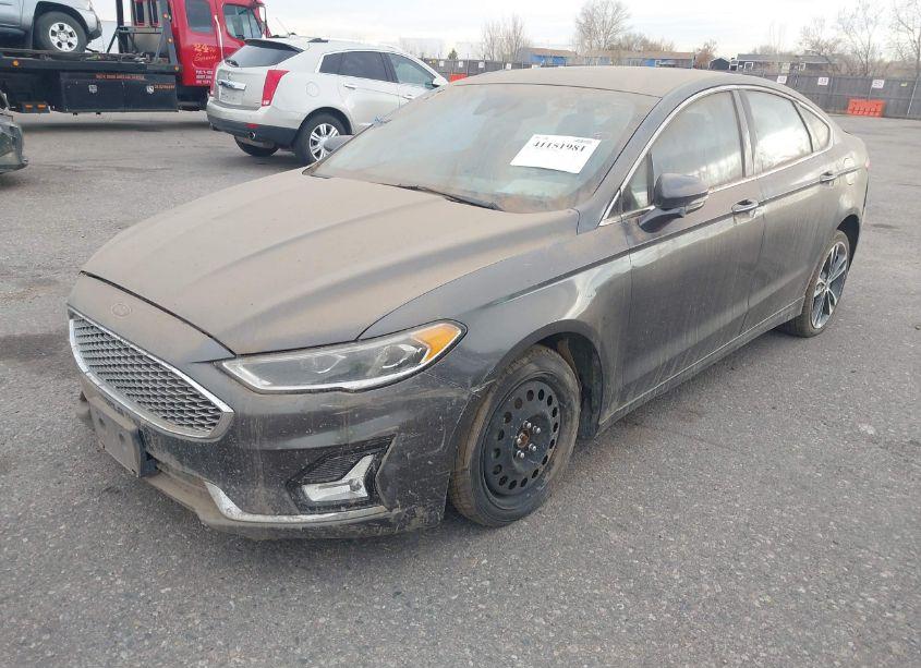 Photo 2 of 2019 Ford Fusion TITANIUM (VIN 3FA6P0D92KR207688)