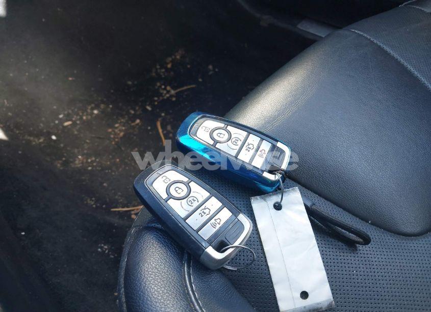 Photo 11 of 2020 Ford Fusion TITANIUM (VIN 3FA6P0D92LR130953)