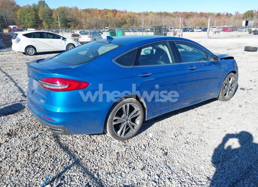 Photo 4 of 2020 Ford Fusion TITANIUM (VIN 3FA6P0D92LR130953)