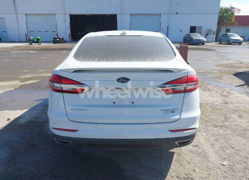 Photo 16 of 2020 Ford Fusion TITANIUM (VIN 3FA6P0D92LR153181)