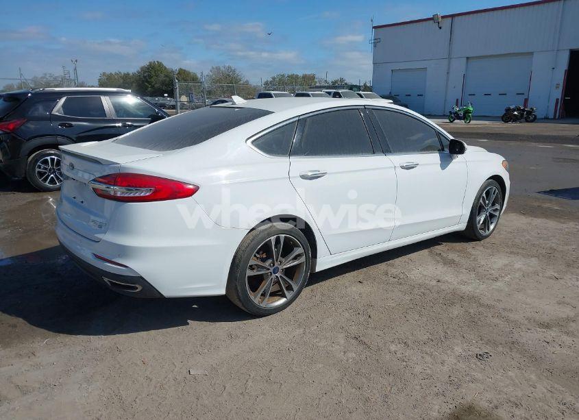 Photo 4 of 2020 Ford Fusion TITANIUM (VIN 3FA6P0D92LR153181)