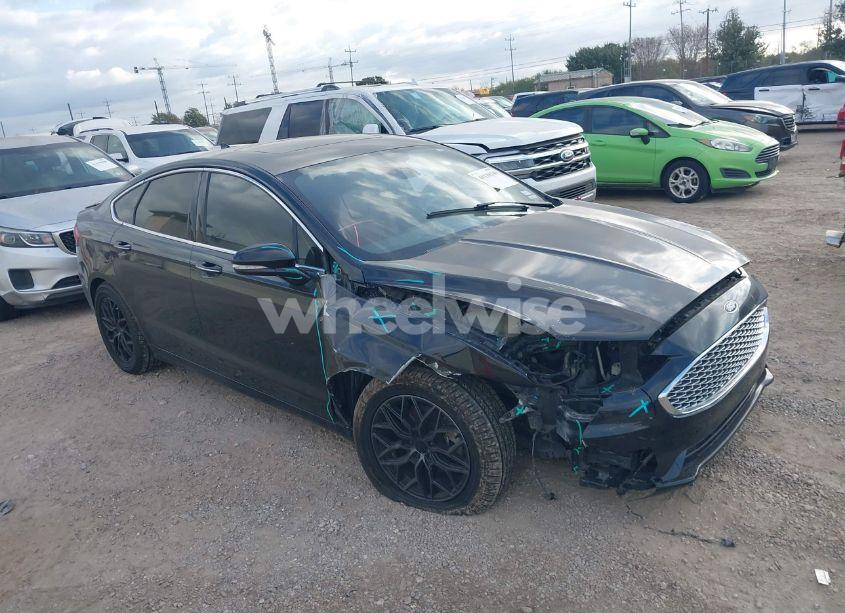 2020 Ford Fusion TITANIUM (VIN 3FA6P0D92LR203030) main photo