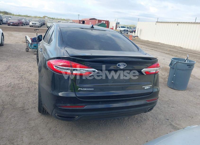 Photo 16 of 2020 Ford Fusion TITANIUM (VIN 3FA6P0D92LR203030)
