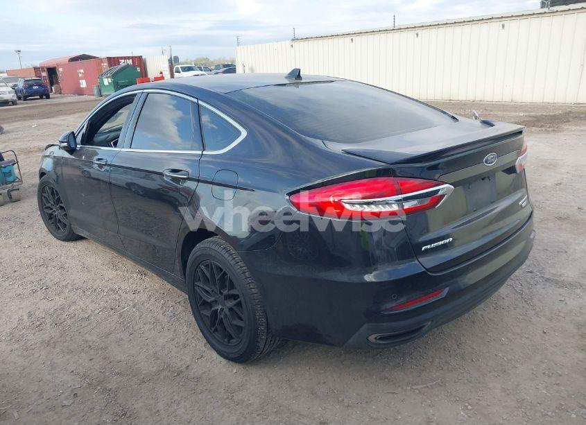 Photo 3 of 2020 Ford Fusion TITANIUM (VIN 3FA6P0D92LR203030)