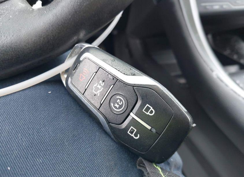 Photo 11 of 2014 Ford Fusion TITANIUM (VIN 3FA6P0D94ER396610)