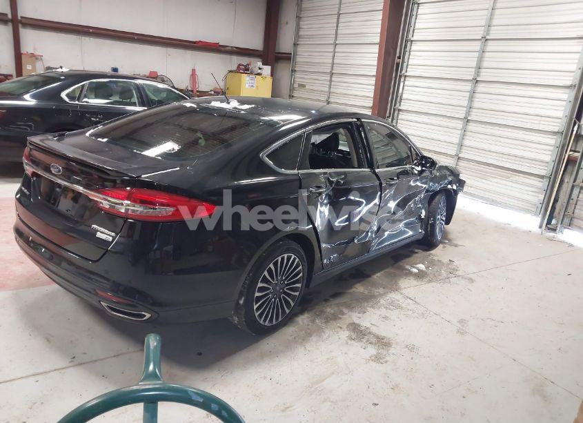 Photo 4 of 2018 Ford Fusion TITANIUM (VIN 3FA6P0D94JR146133)