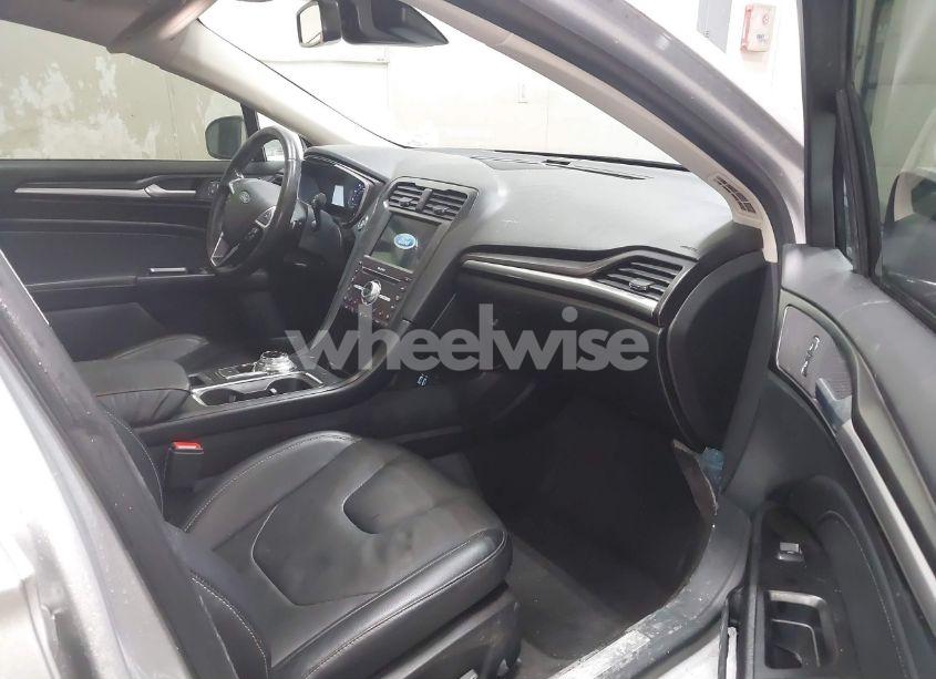 Photo 5 of 2019 Ford Fusion TITANIUM (VIN 3FA6P0D94KR154606)