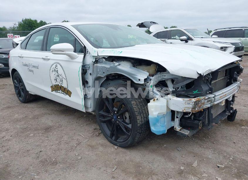 2020 Ford Fusion TITANIUM (VIN 3FA6P0D94LR133269) main photo