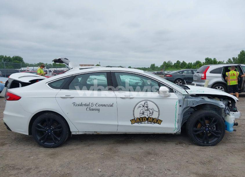 Photo 13 of 2020 Ford Fusion TITANIUM (VIN 3FA6P0D94LR133269)