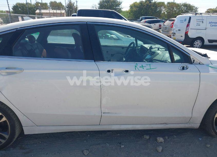 Photo 13 of 2019 Ford Fusion TITANIUM (VIN 3FA6P0D95KR222265)