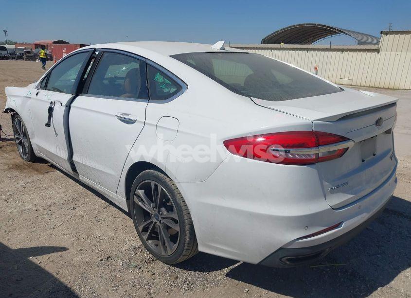 Photo 3 of 2019 Ford Fusion TITANIUM (VIN 3FA6P0D95KR222265)