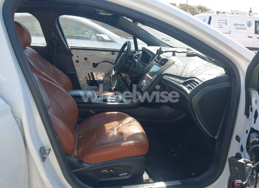 Photo 5 of 2019 Ford Fusion TITANIUM (VIN 3FA6P0D95KR222265)