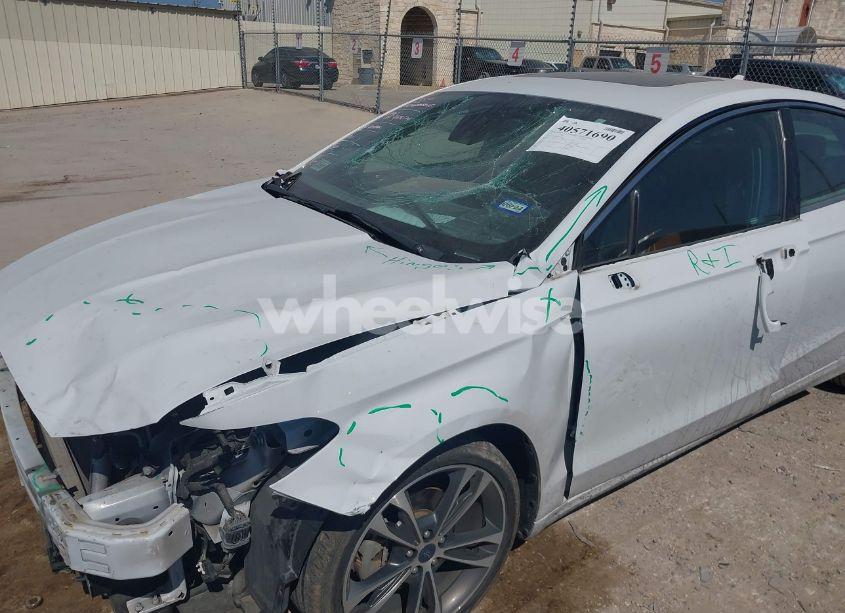 Photo 6 of 2019 Ford Fusion TITANIUM (VIN 3FA6P0D95KR222265)