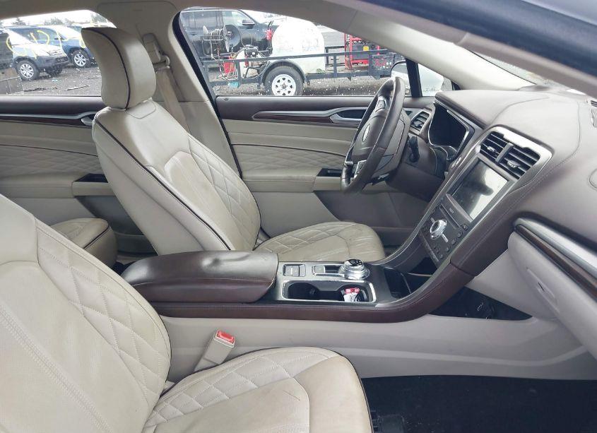 Photo 5 of 2017 Ford Fusion PLATINUM (VIN 3FA6P0D96HR411421)