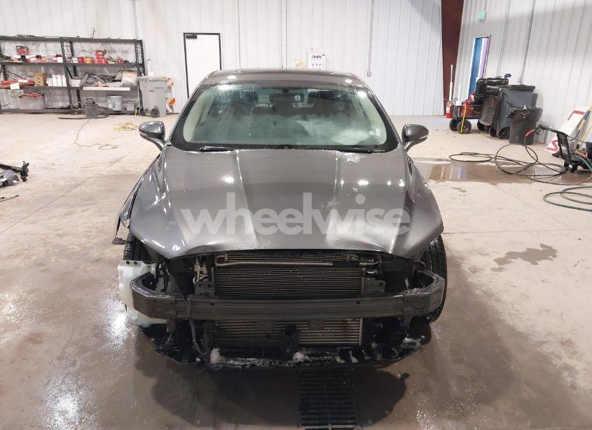 Photo 13 of 2018 Ford Fusion TITANIUM (VIN 3FA6P0D96JR225576)