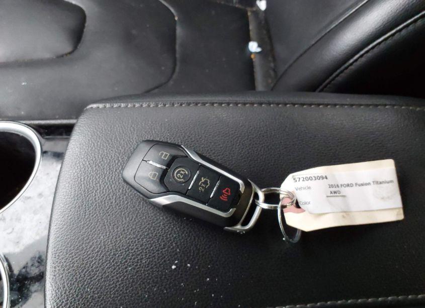 Photo 11 of 2016 Ford Fusion TITANIUM (VIN 3FA6P0D97GR186408)