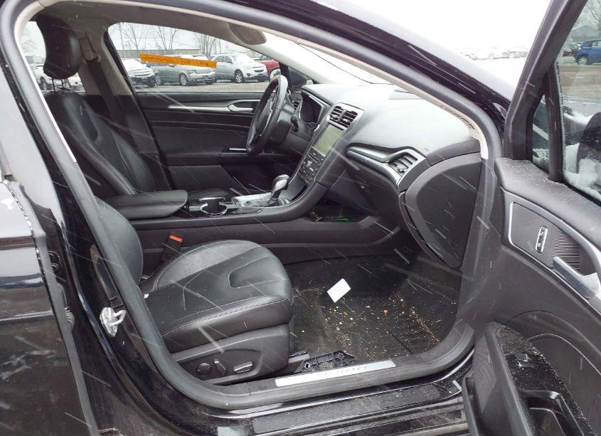 Photo 5 of 2016 Ford Fusion TITANIUM (VIN 3FA6P0D97GR186408)