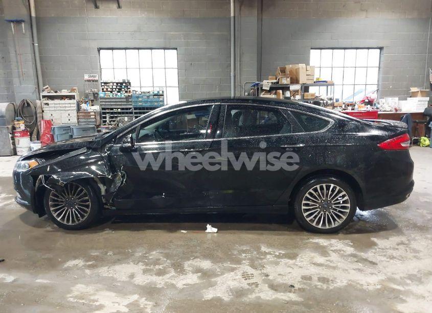 Photo 15 of 2018 Ford Fusion TITANIUM (VIN 3FA6P0D97JR155117)