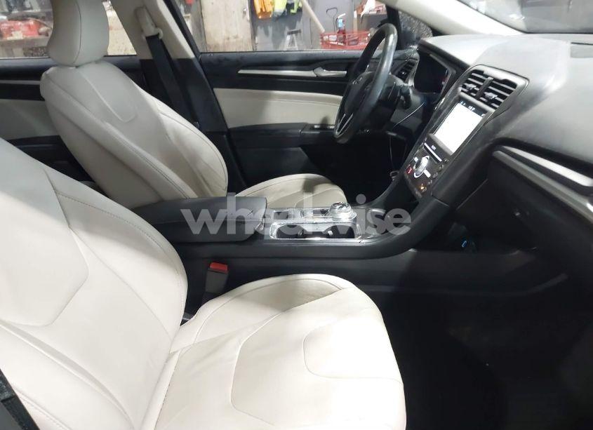 Photo 5 of 2018 Ford Fusion TITANIUM (VIN 3FA6P0D97JR155117)