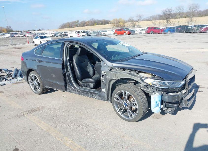 Photo 18 of 2020 Ford Fusion TITANIUM (VIN 3FA6P0D97LR199606)